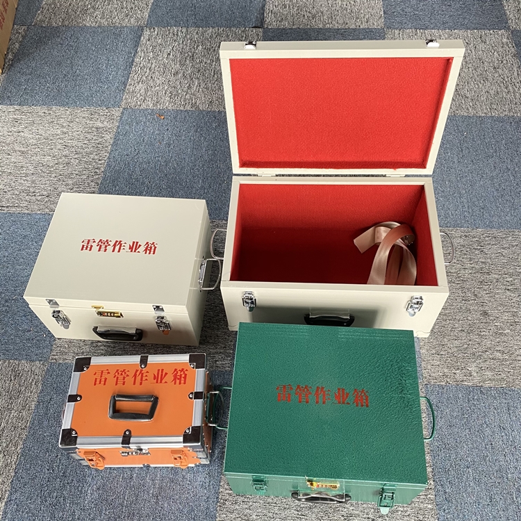 囊谦爆破工程作业箱如何选择？玻璃钢与传统材质的全面对比